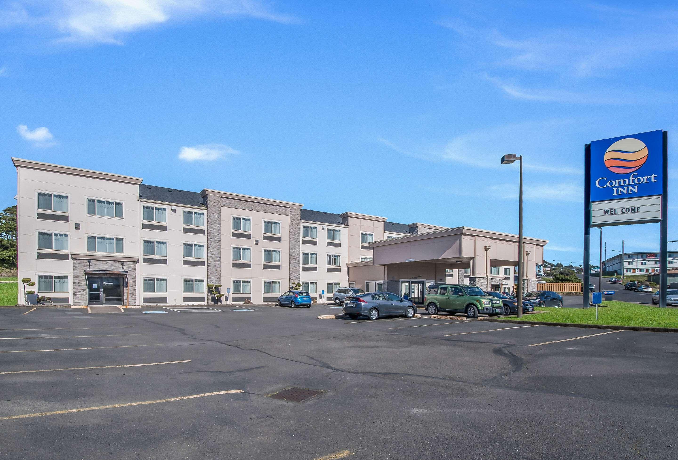 Comfort Inn Newport Exterior photo