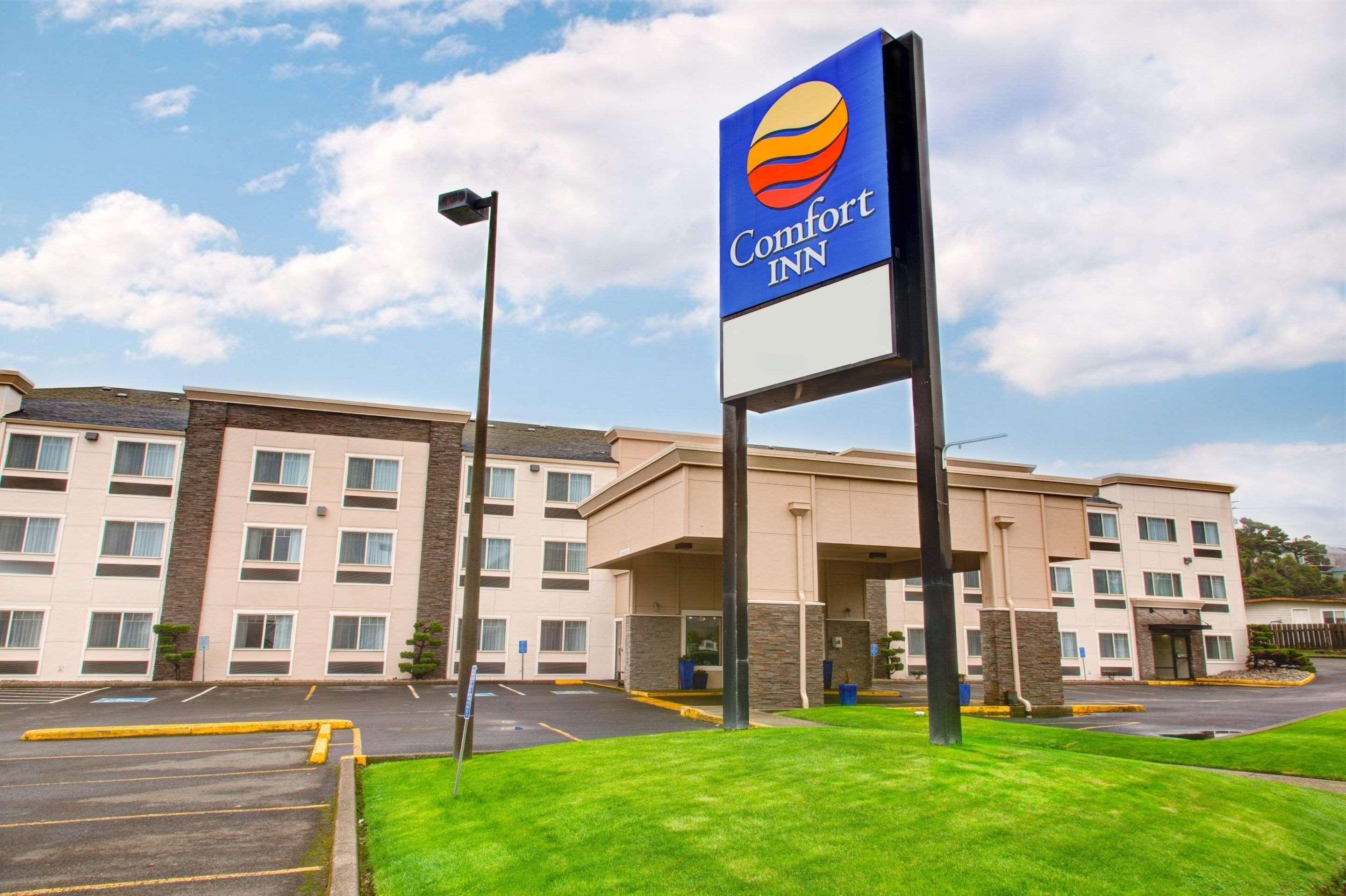Comfort Inn Newport Exterior photo